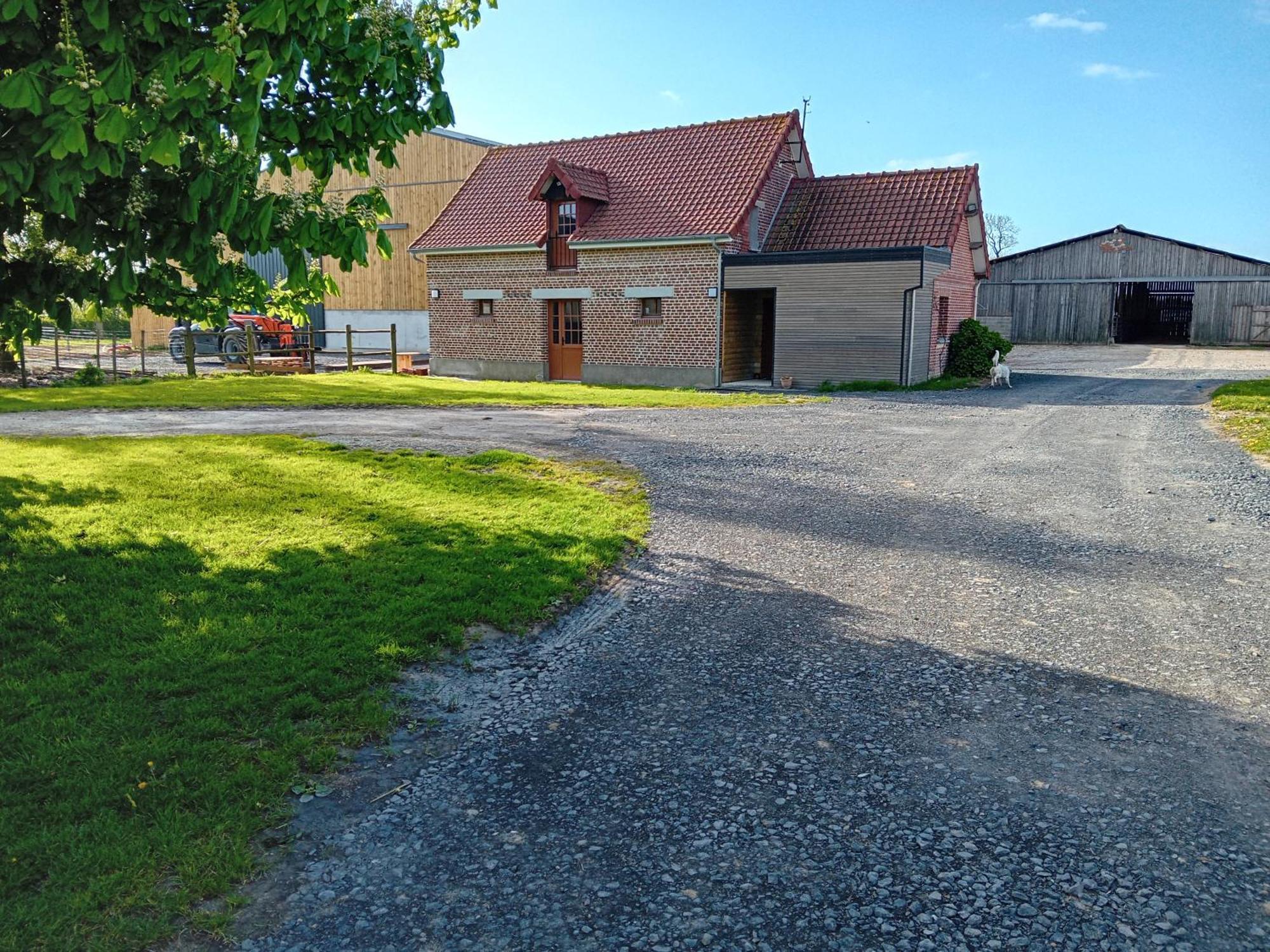 Gite Ferme Du Marronnier Derchigny Ngoại thất bức ảnh
